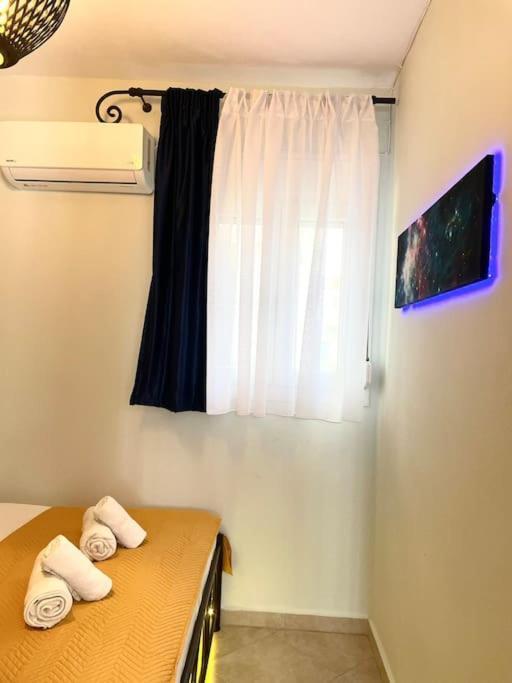 Appartamento La Vie Est Belle Kavala Esterno foto